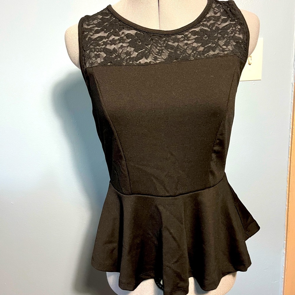 Juniors black blouse